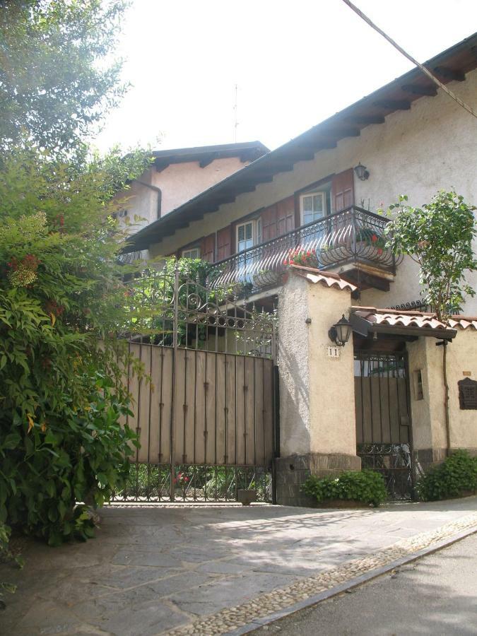 "La Taverna" B&B Airuno 外观 照片